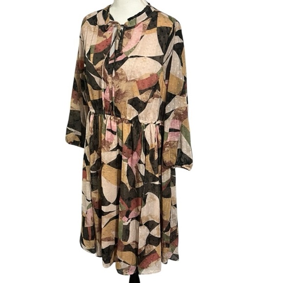 Torrid sz 1 (16) lightweight Abstract Print Women's Dress - Picture 4 of 11